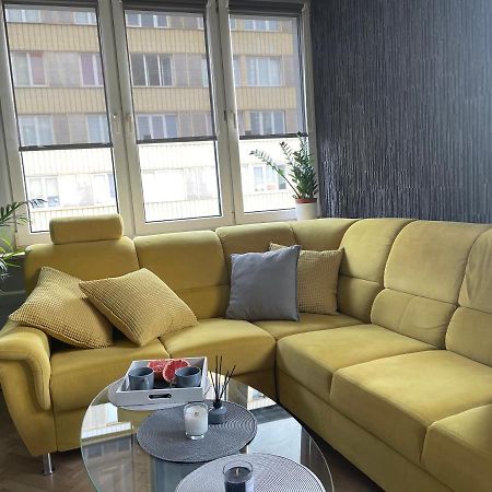 Grey Gucci Apartment City Center Varsavia Esterno foto