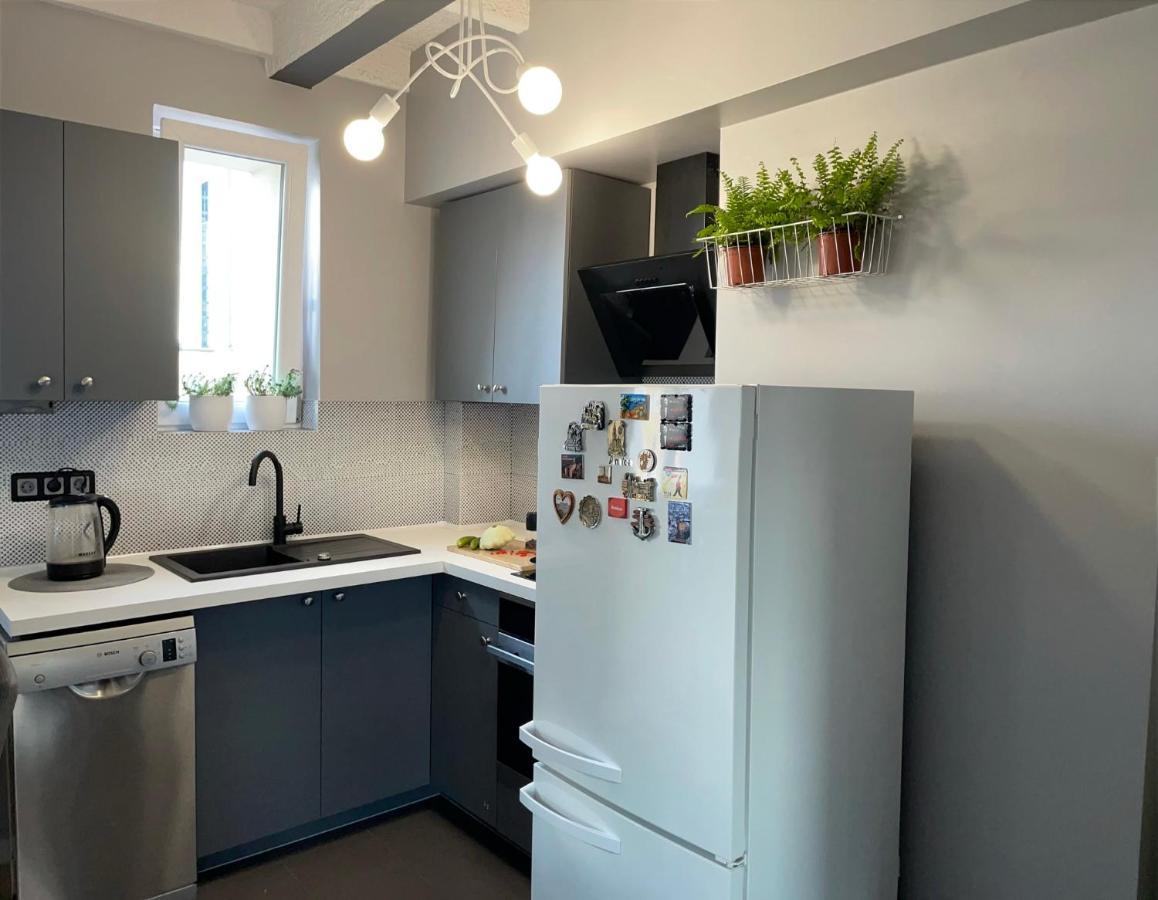 Grey Gucci Apartment City Center Varsavia Esterno foto